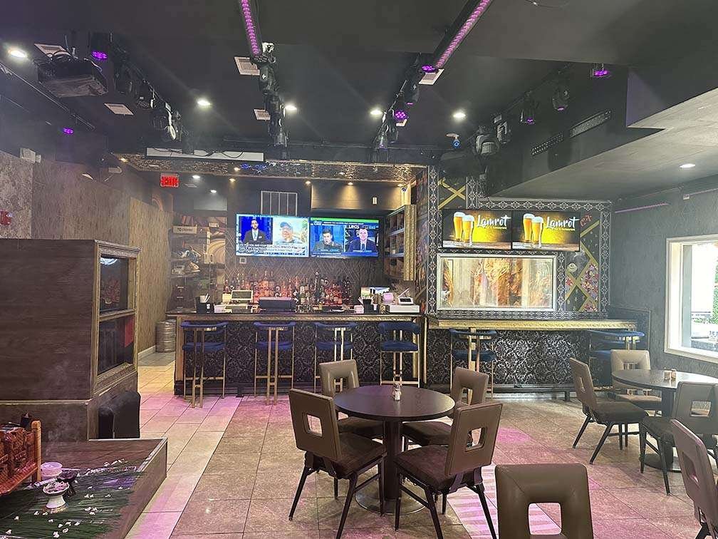Lamrot Bar & Restaurant, Restaurant in Silver Spring