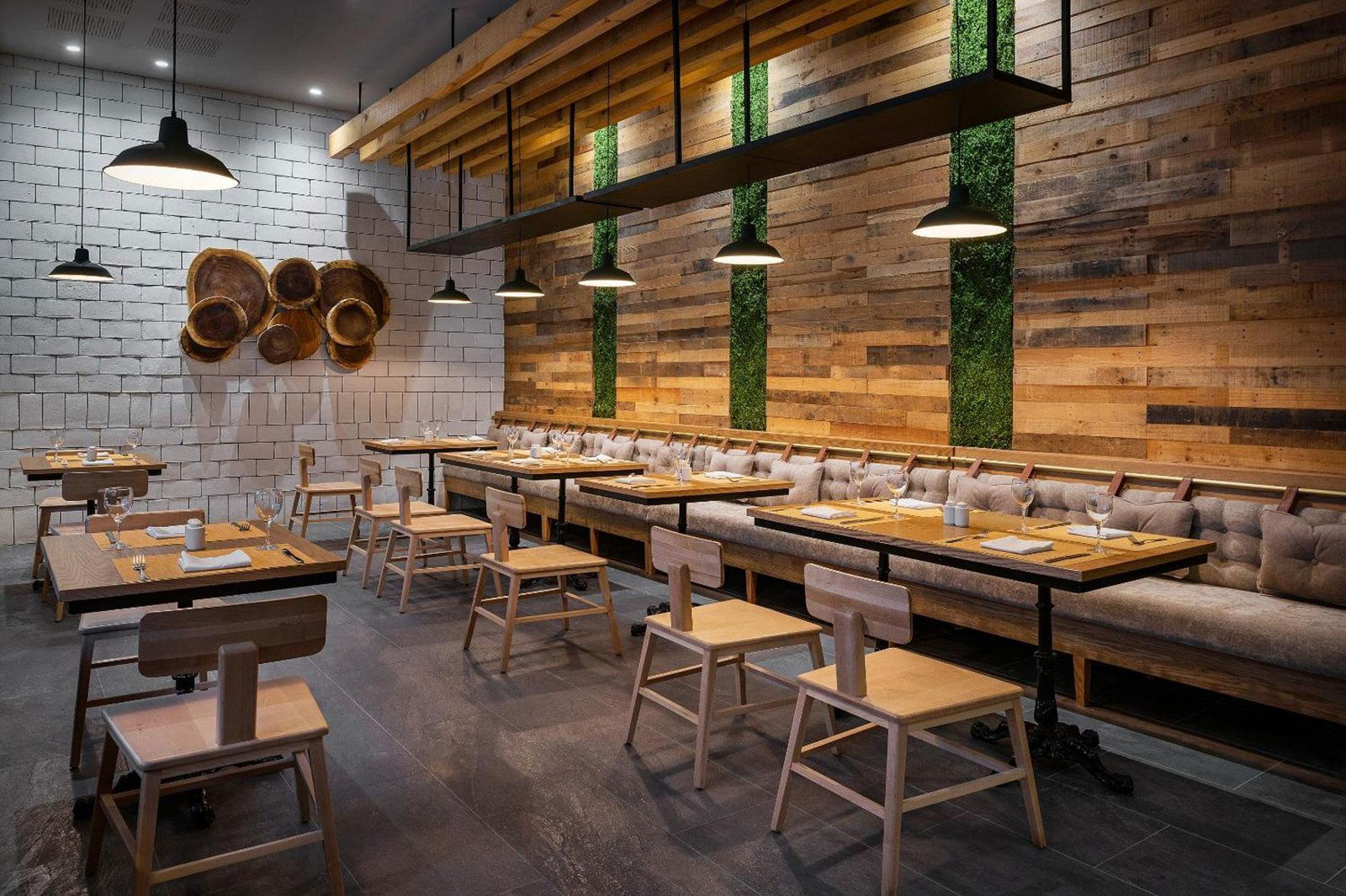 Catalonia Burgers, Restaurant in Cancún
