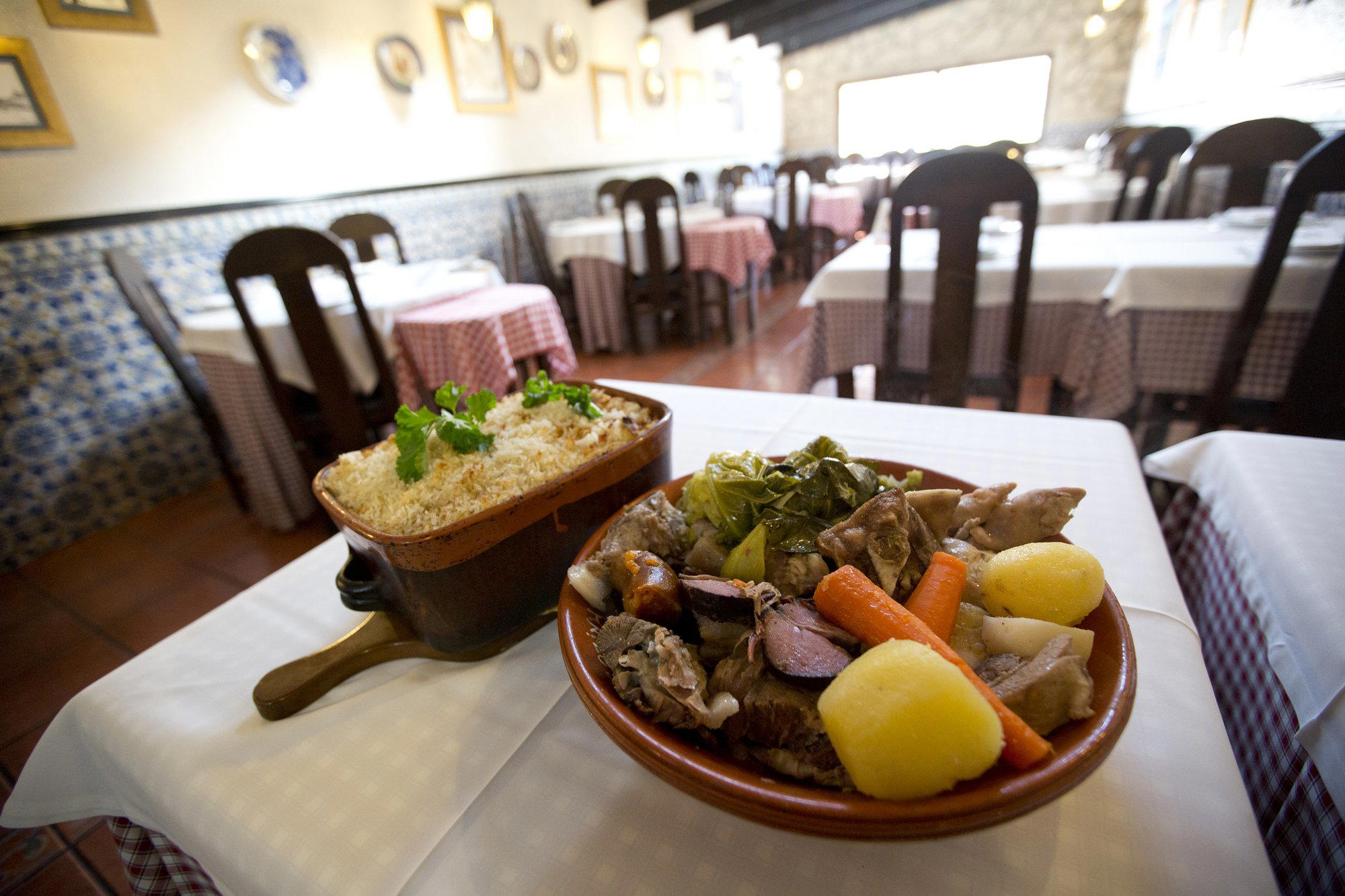 A Cozinha do Manel restaurant in Porto, Portugal