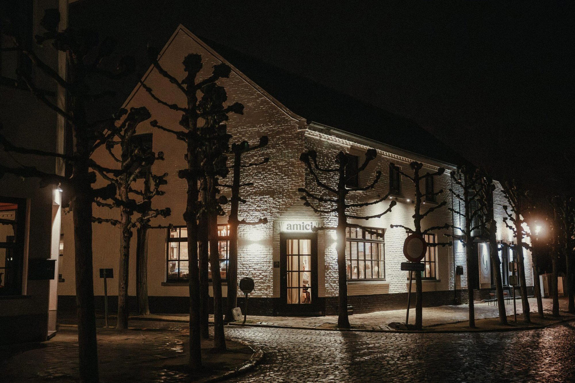 Amici, Sint-Martens-Latem, Belgium