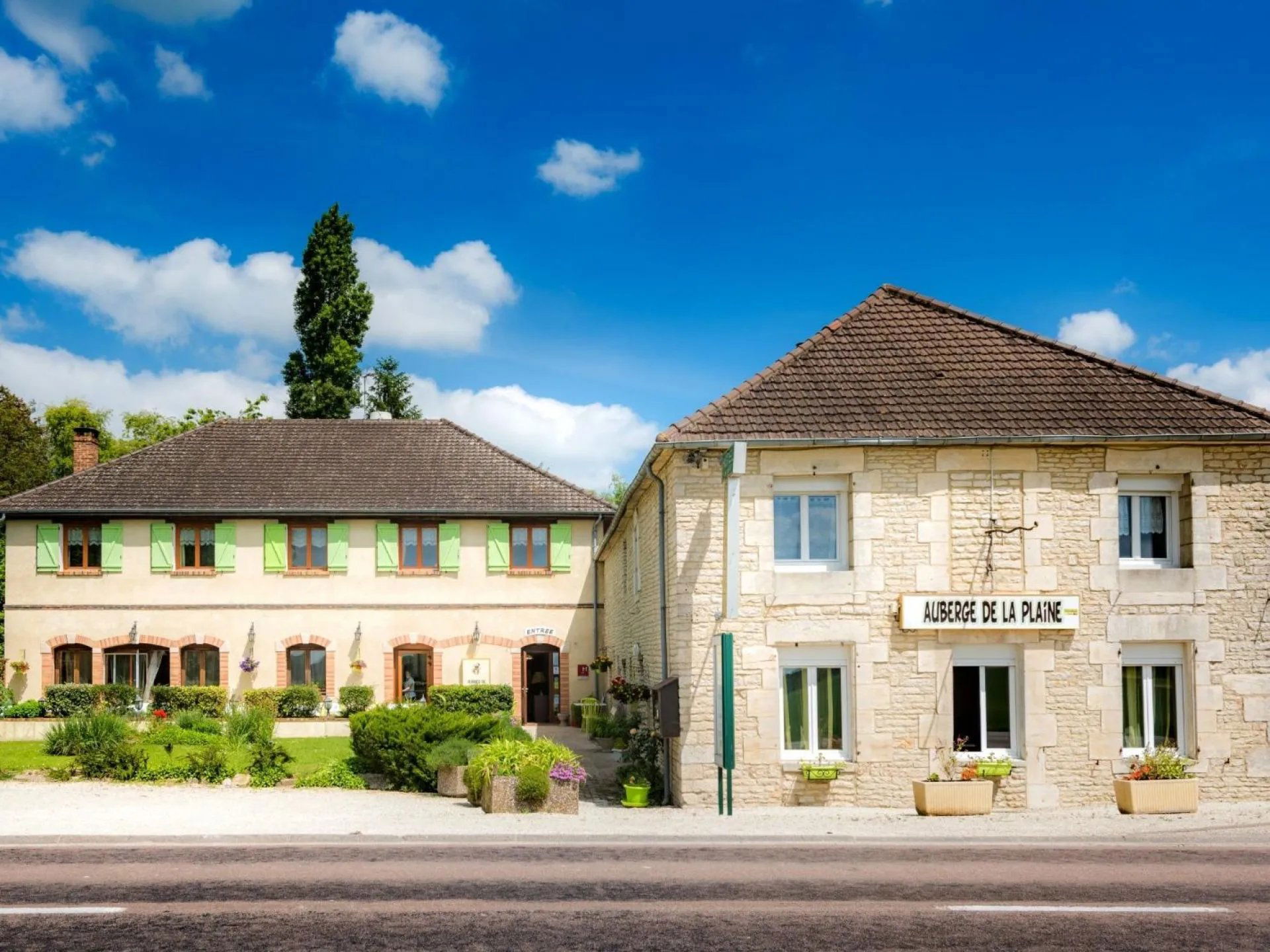 Auberge de la Plaine, Restaurant in La Rothiere