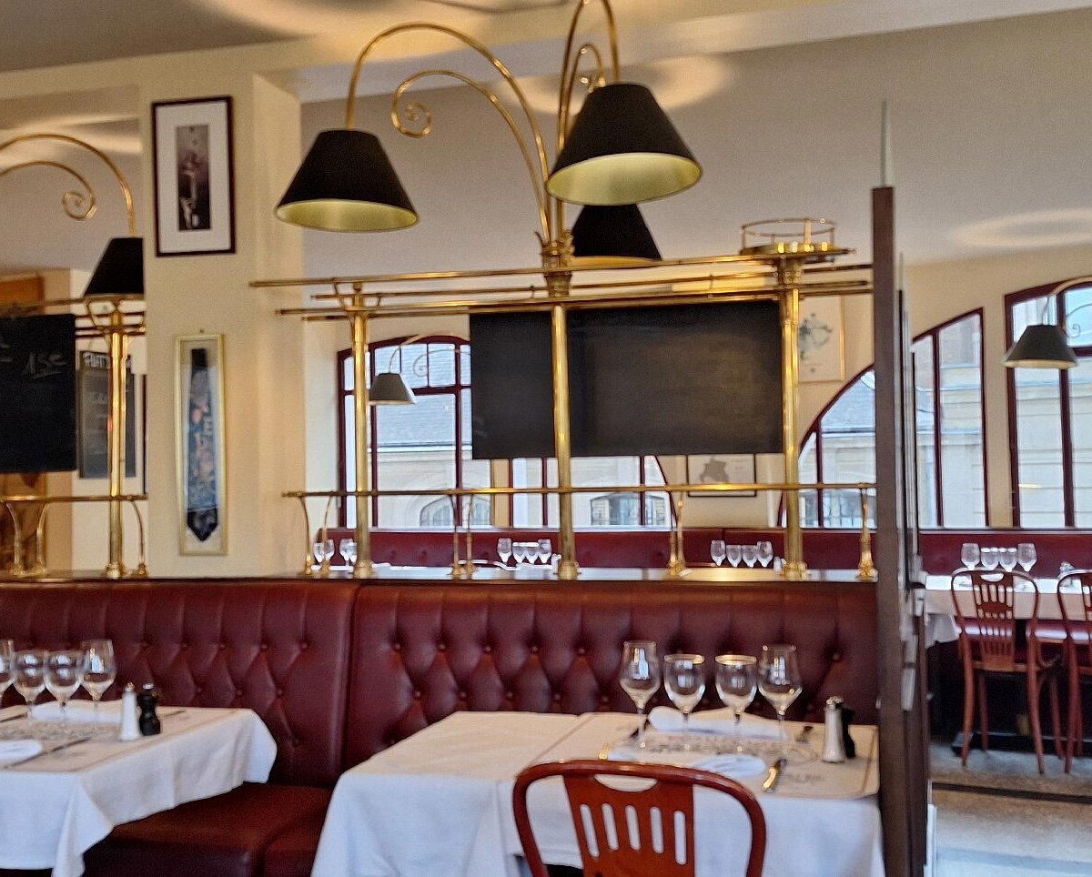 Brasserie le Boulingrin restaurant in Reims, France