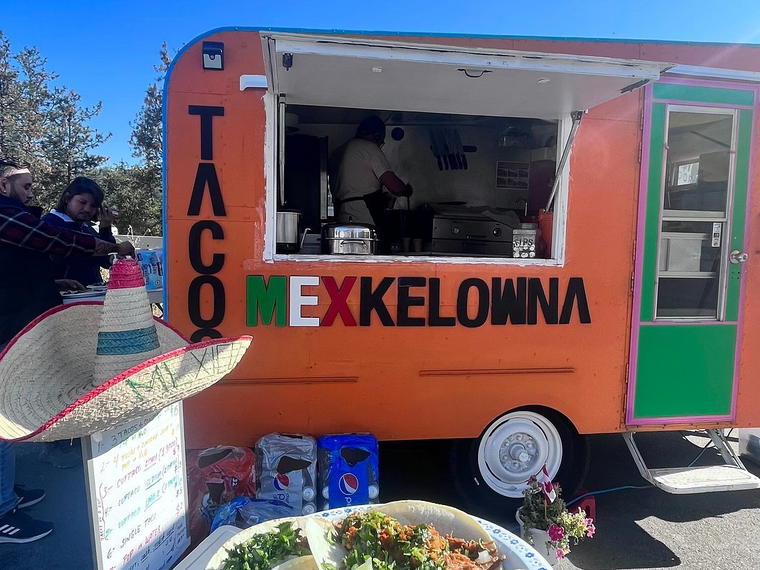 MEX-KELOWNA TACOS, Westbank, Canada