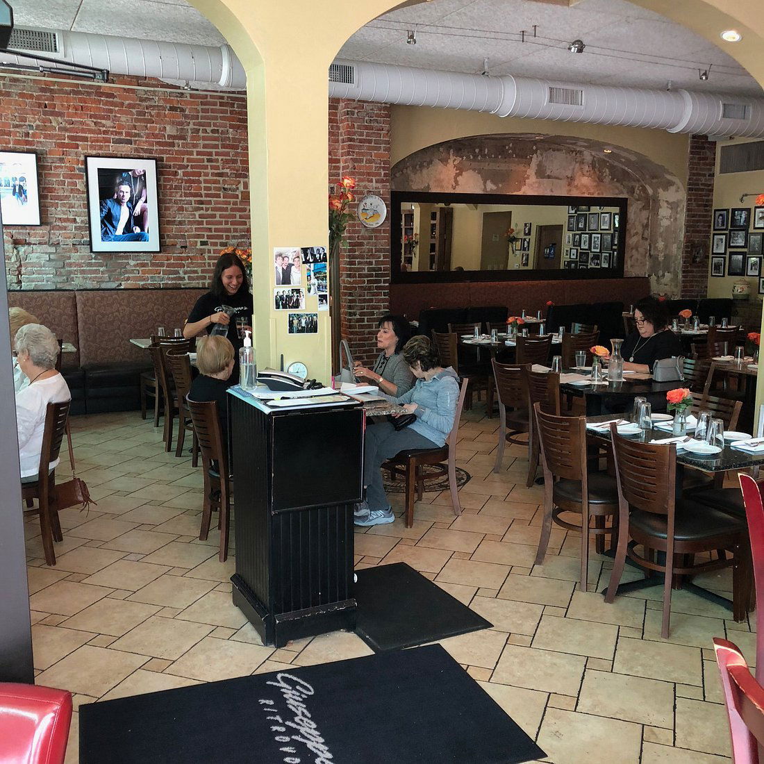 Giuseppe's Ritrovo, Restaurant in Columbus