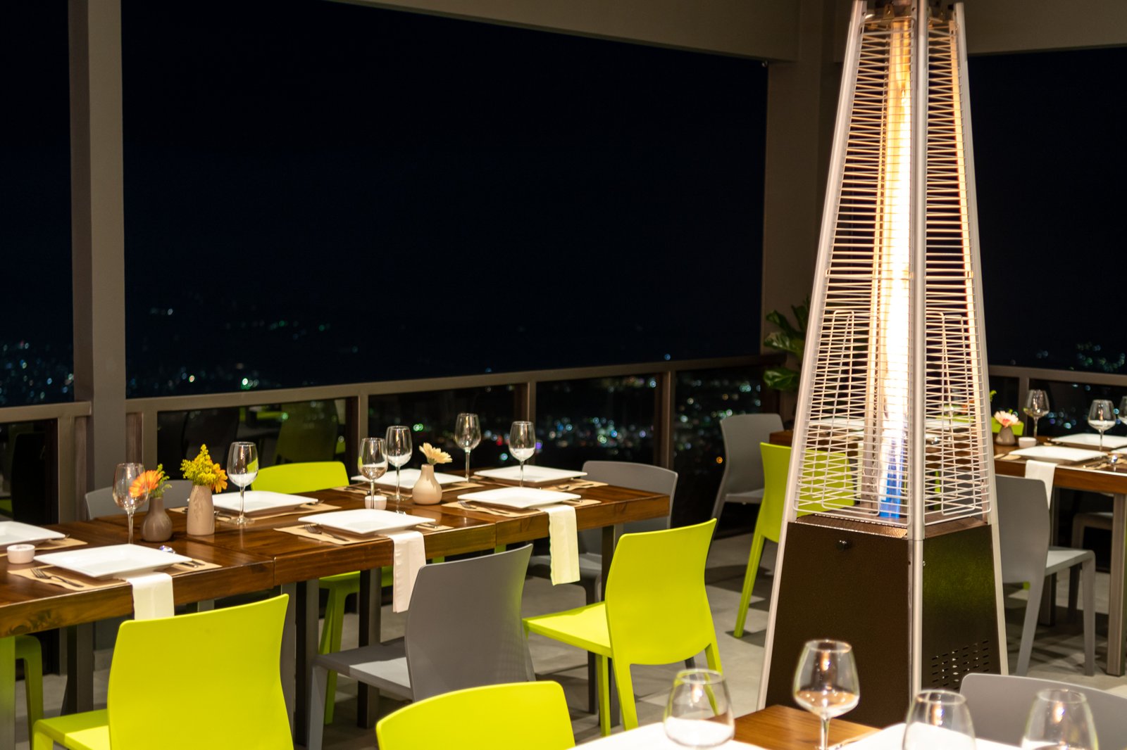 Las Brumas Grill & Cafe, Restaurant in Santa Tecla