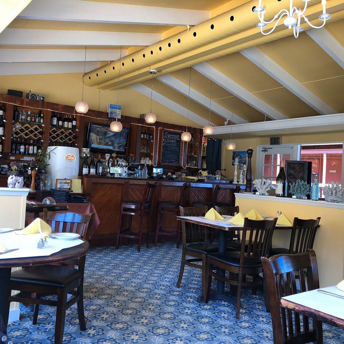 Angelino Restaurant, Restaurant in Sausalito