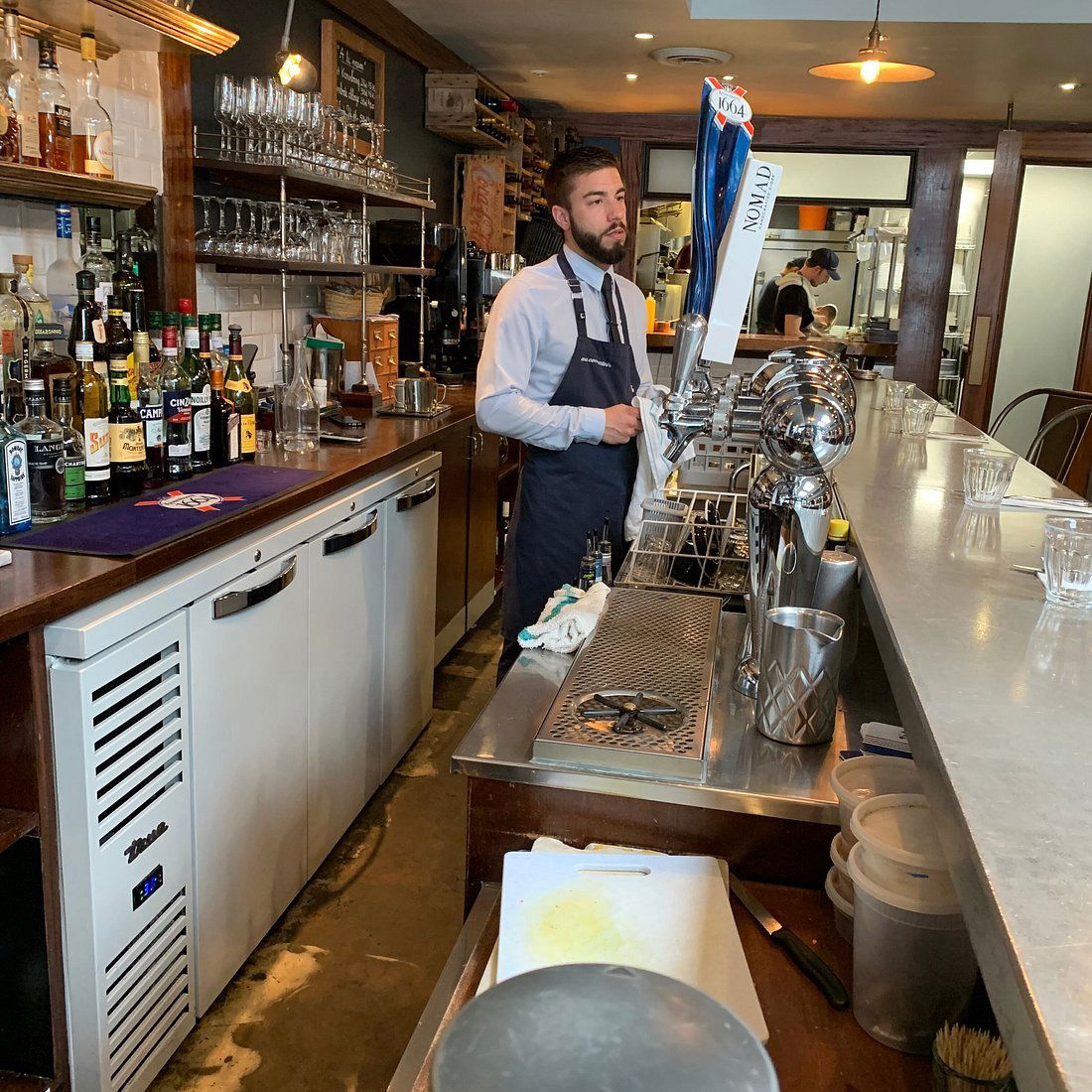 Au Comptoir, Restaurant in Vancouver