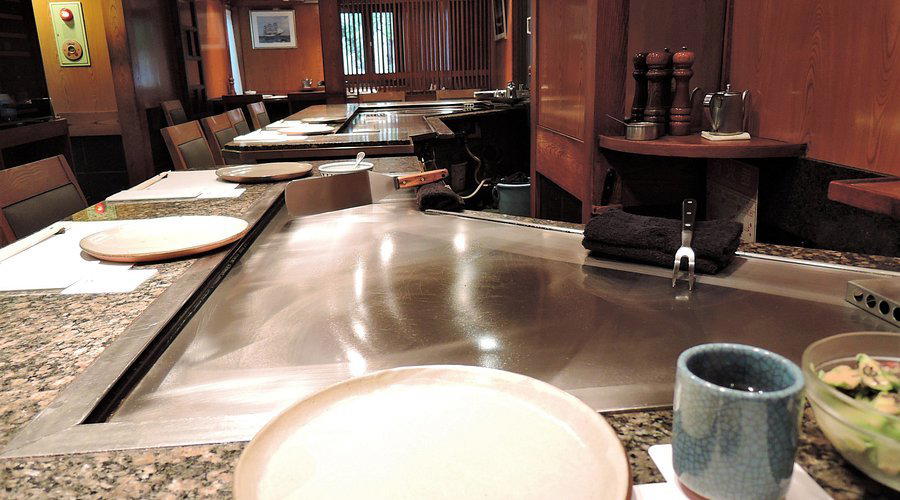 Kobe Kikusui Teppanyaki Restaurant restaurant in Kobe, Japan