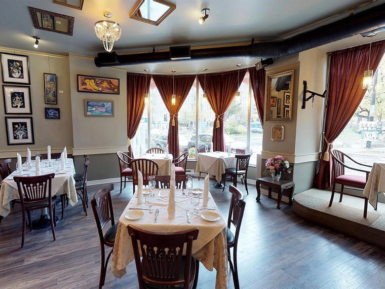 Restaurant Ermitage, Montréal, Canada