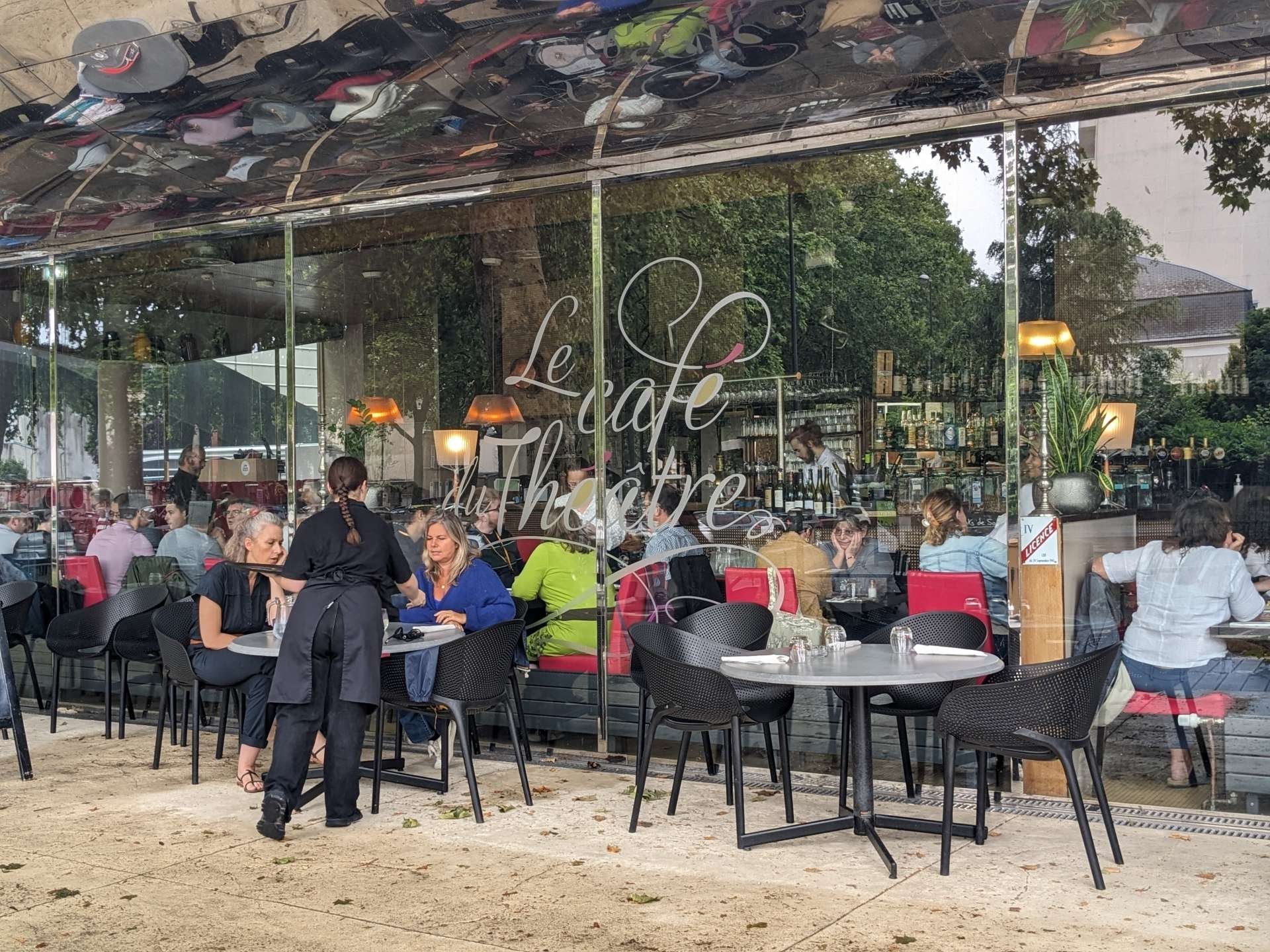 Le Café du Théatre restaurant in Orléans, France