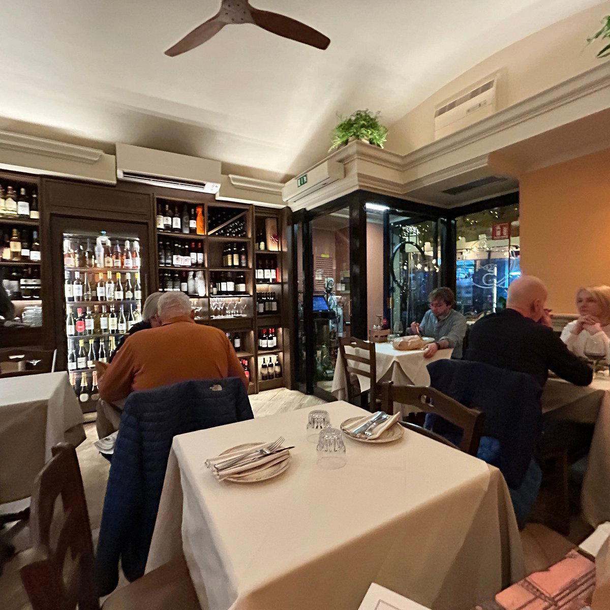 Taverna Urbana restaurant in Rome, Italy