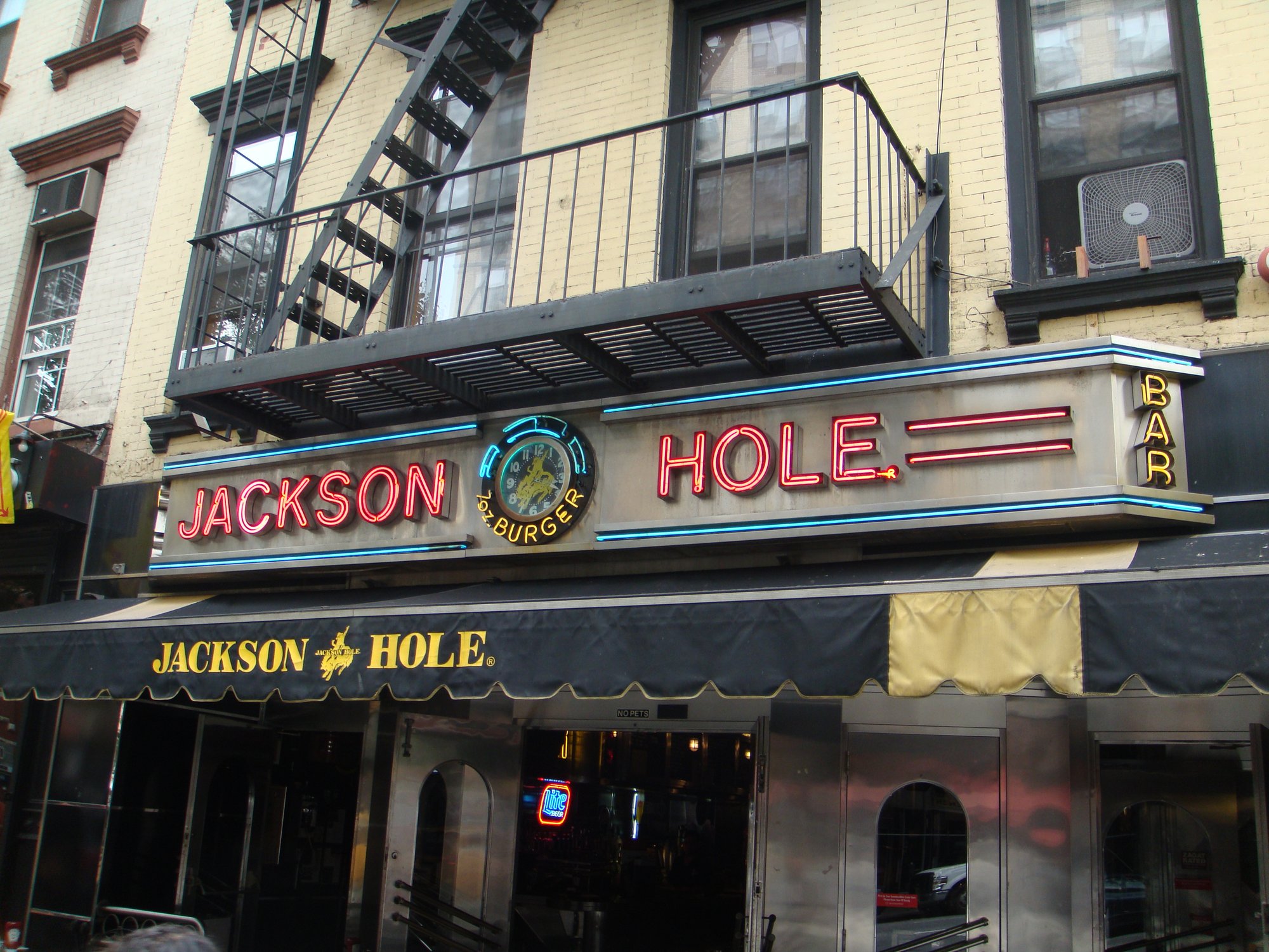 Jackson Hole, Restaurant in New York City
