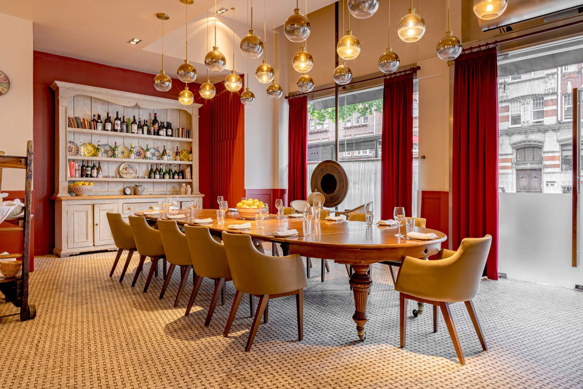 TOZI, Restaurant in London