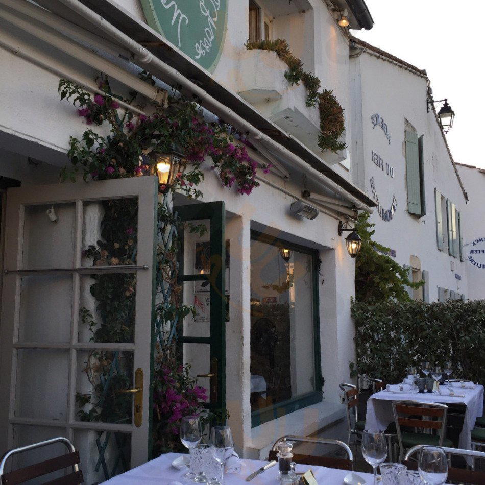 Chasse-Marée restaurant in Les Portes En Re, France
