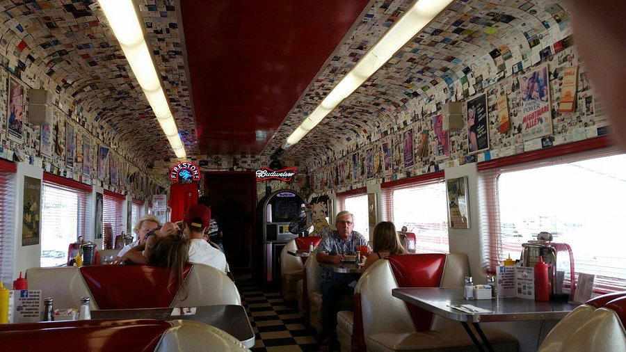 Rock & Roll Diner, Oceano, United States