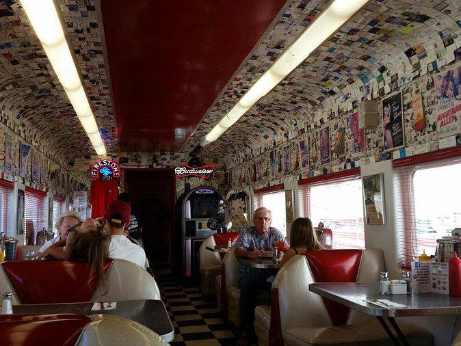 Rock & Roll Diner, Oceano, United States