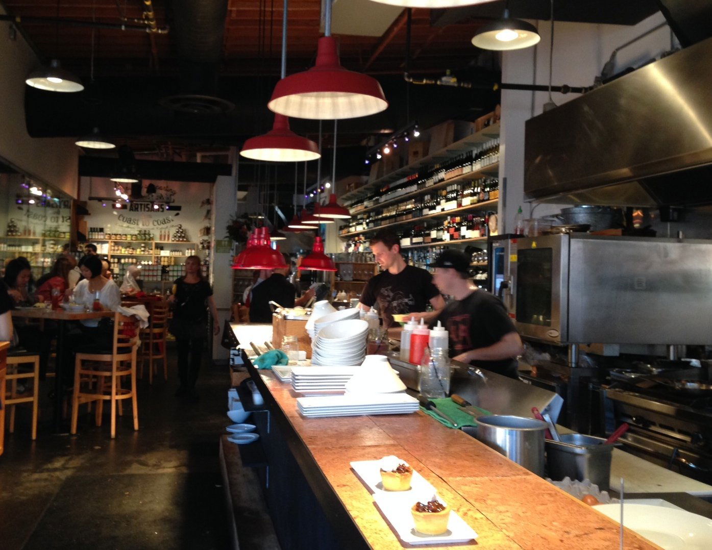 Edible Canada, Restaurant in Vancouver