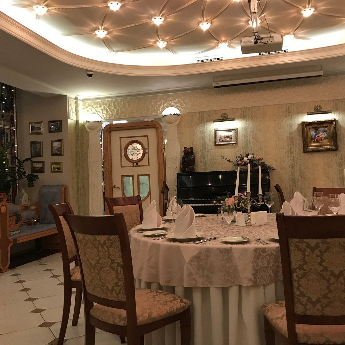 1913 restaurant in Saint Petersburg, Russia