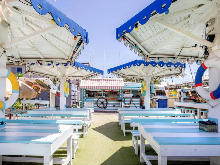 Cook @ Kurnell, Sydney, Australia