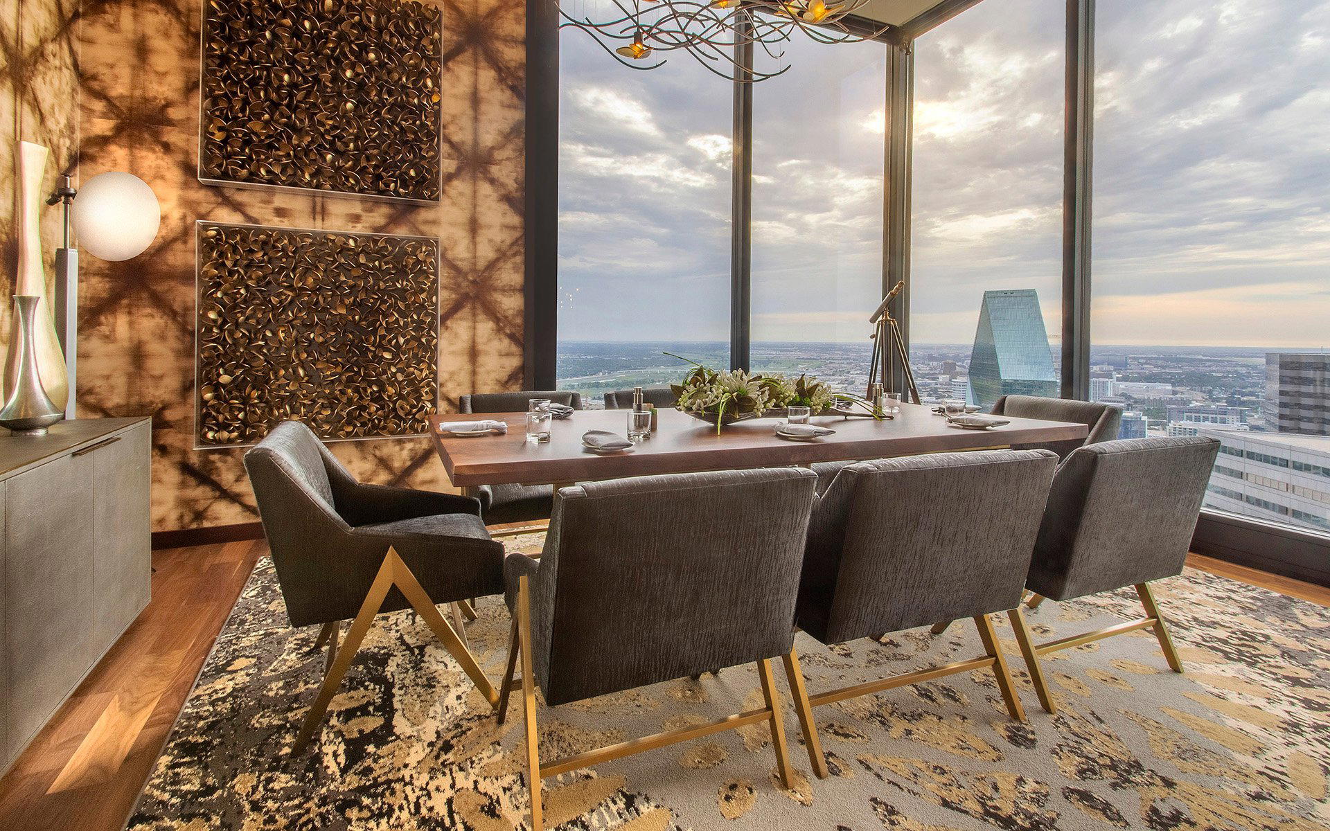 Monarch at Tower Club Dallas restaurant in Dallas, United States
