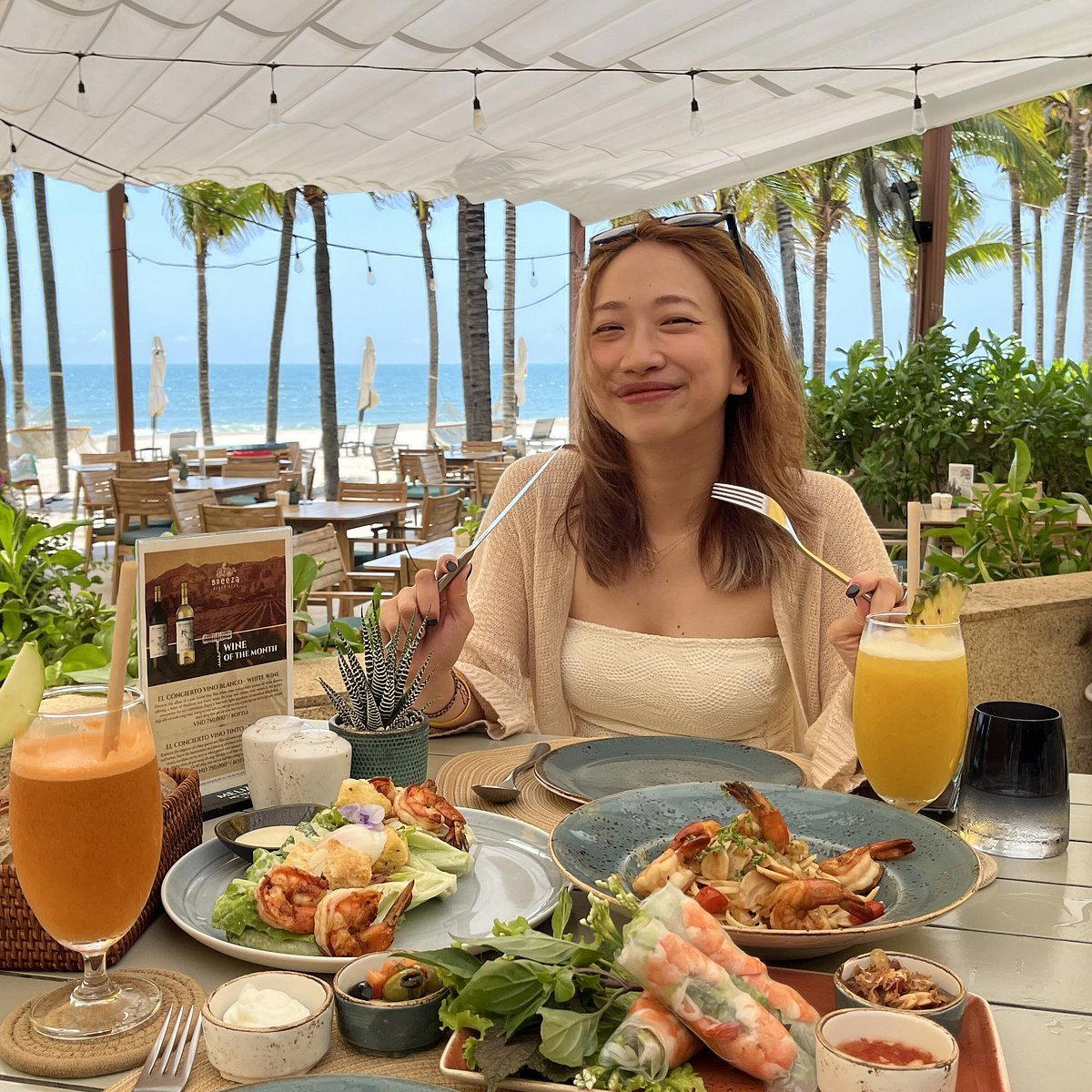 Breeza Beach Club restaurant in Ho Chi Minh City