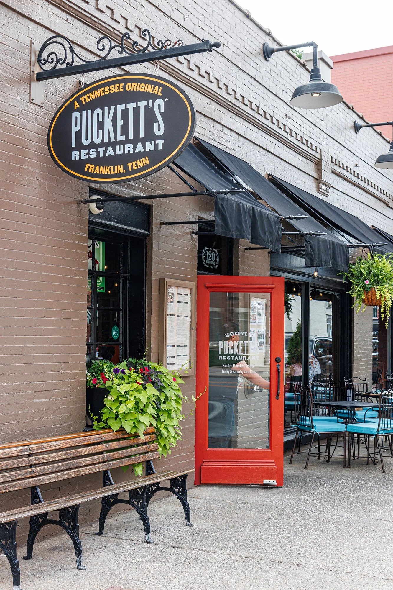 3 Restaurant restaurant in Franklin, United States