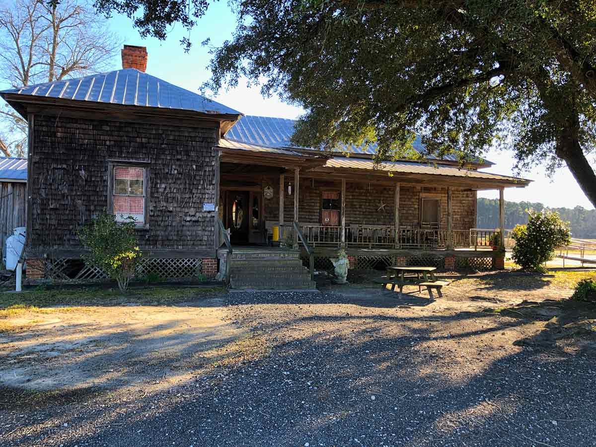 Sweatman's Barbeque restaurant in Holly Hill, United States