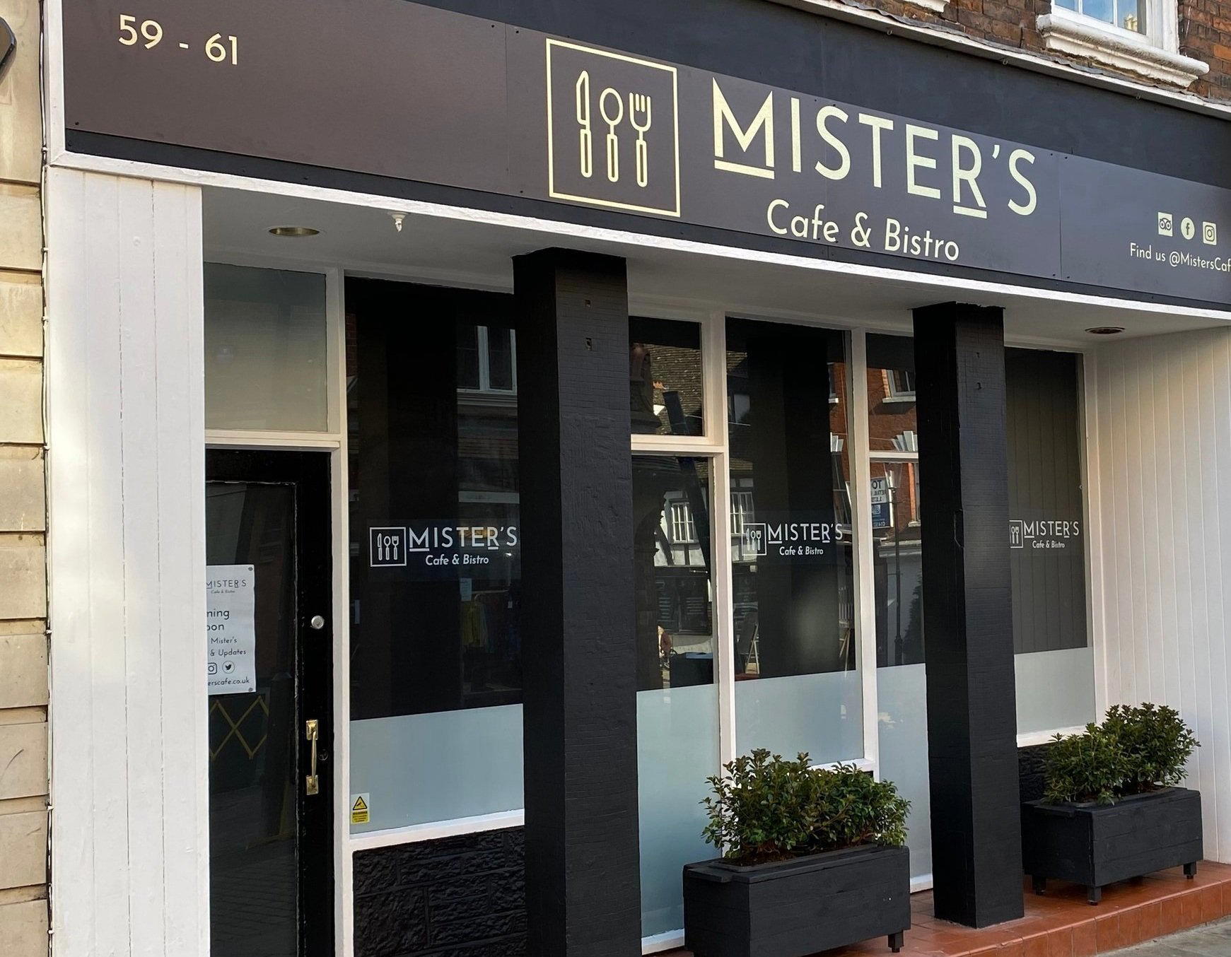 Mister's Cafe & Bistro restaurant in Gloucester, United Kingdom