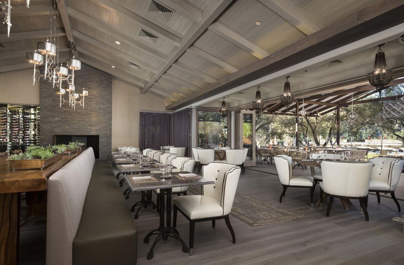 Lucia Restaurant & Bar