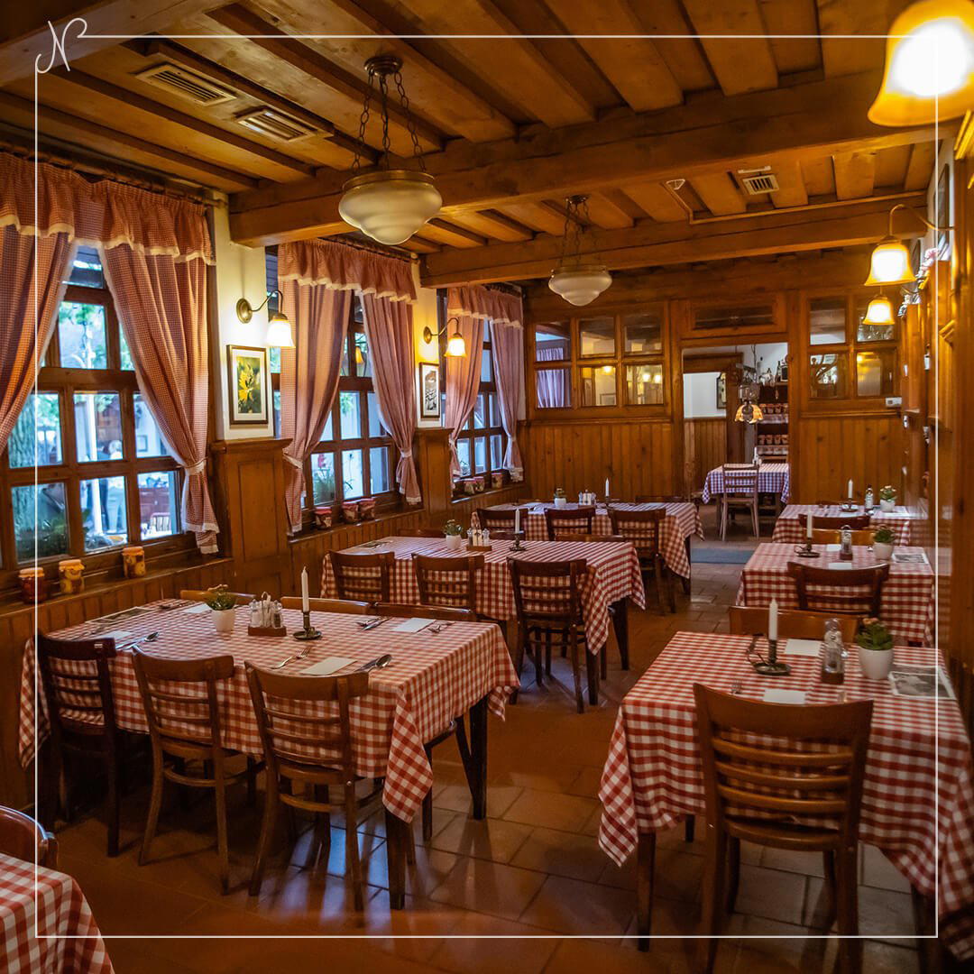 Náncsi Néni restaurant in Budapest, Hungary