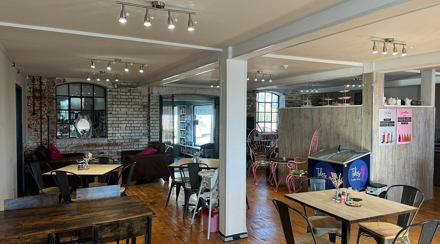 TIDES Café