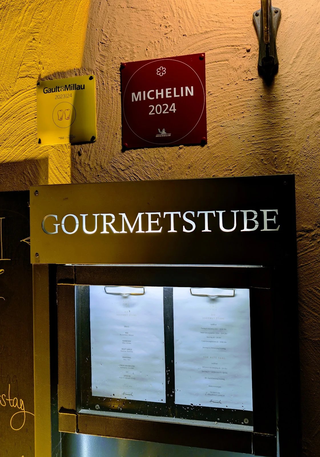 DER ALTE SAAL im Gasthaus Hummel restaurant in Duggendorf, Germany