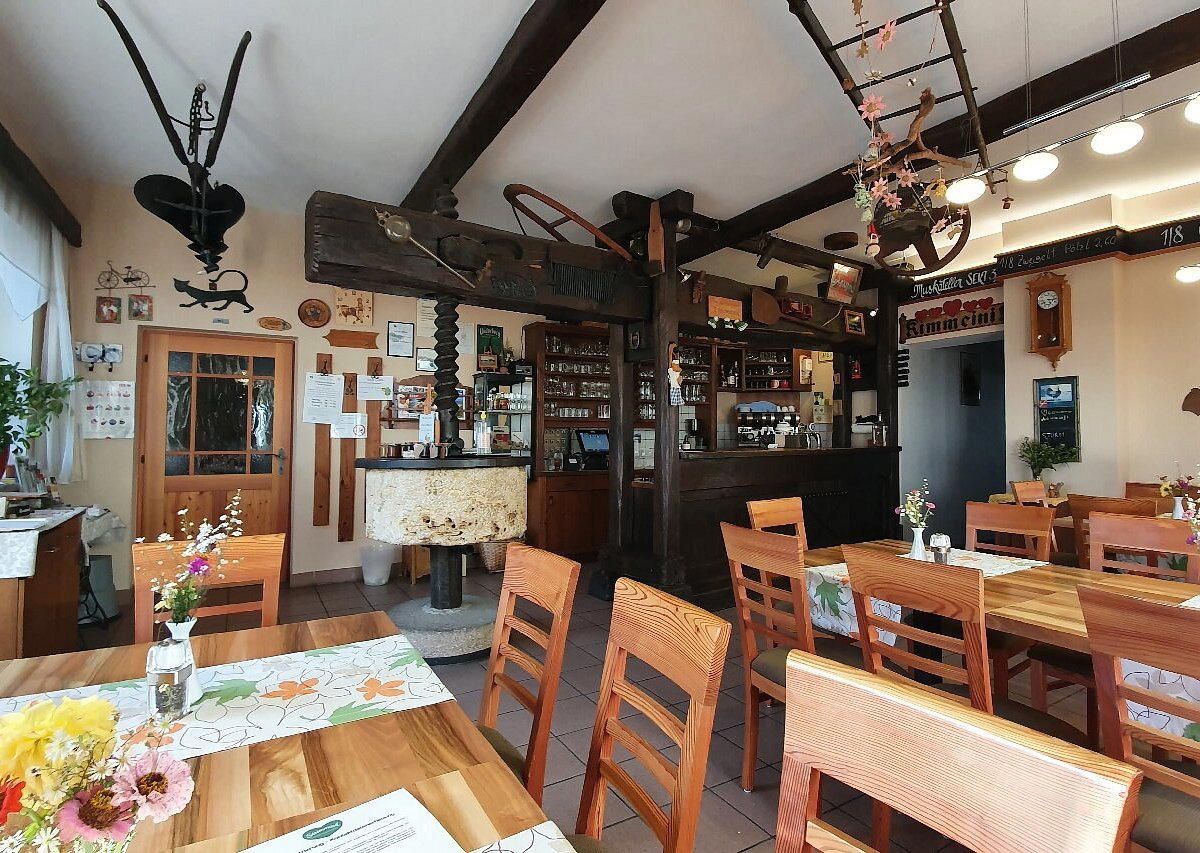 Steirerkeller restaurant in Gro Klein, Austria