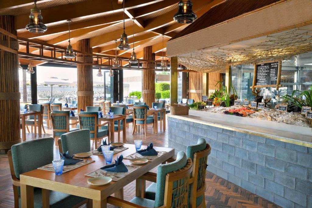 The Bayshore Beach Club
