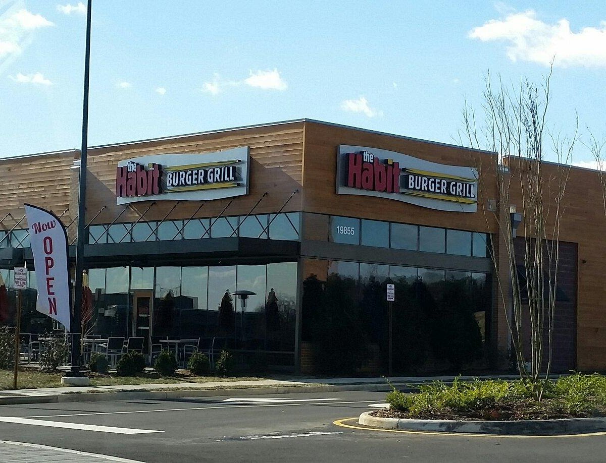 Habit Burger & Grill restaurant in Ashburn, United States