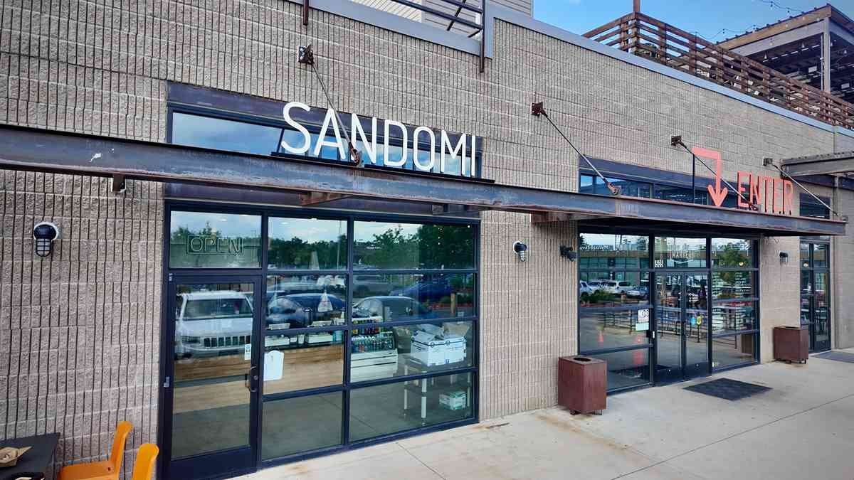Sandomi, Edgewater, United States