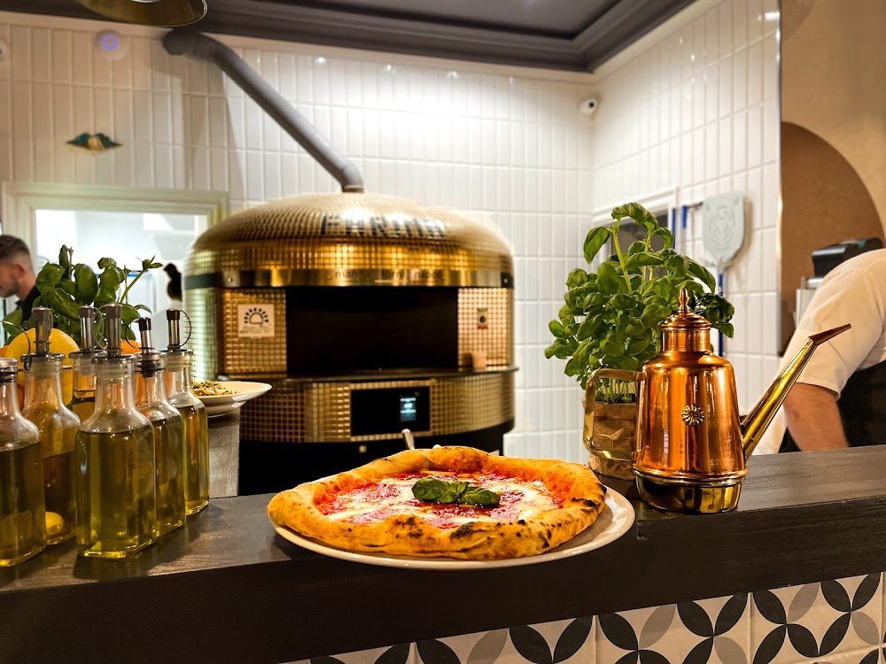 Farina Kijowska Napoletano Vero Pizza Białystok Najlepsza Restauracja Włoska, Restaurant in Białystok