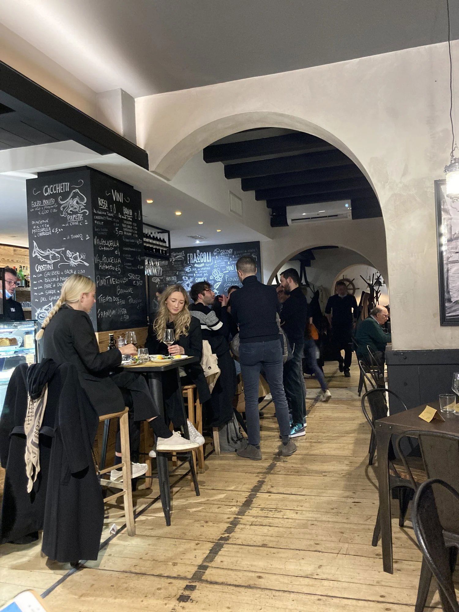 Via Liguria, 1, Restaurant in Caselle