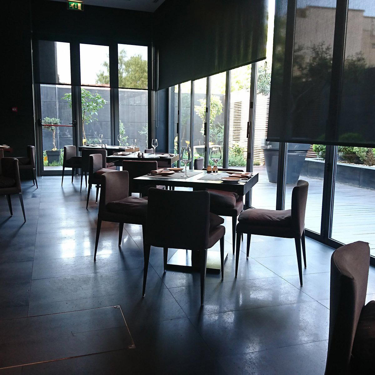 Avenue 48 restaurant in Thessaloniki
