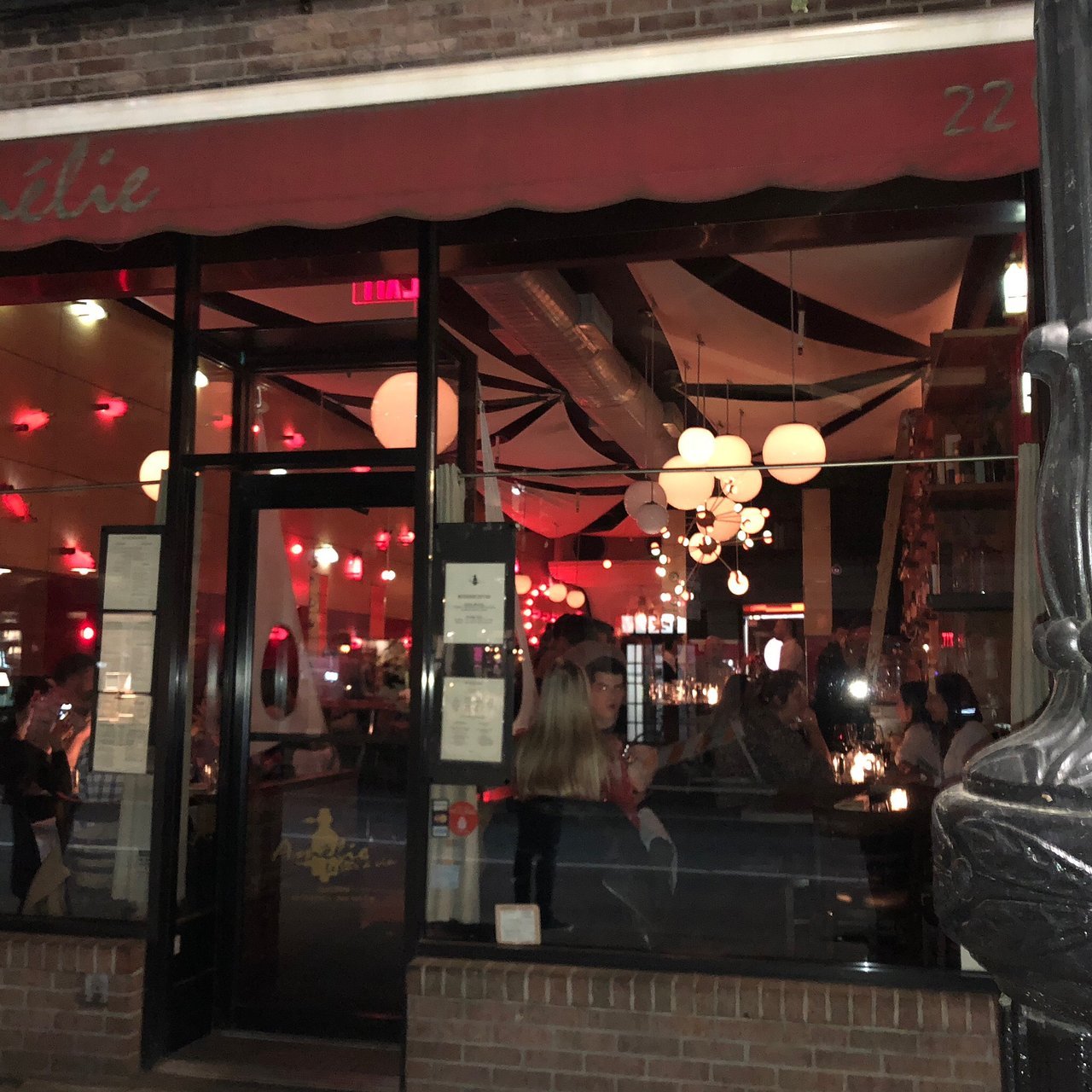 Amelie Cafe, Restaurant in New York City