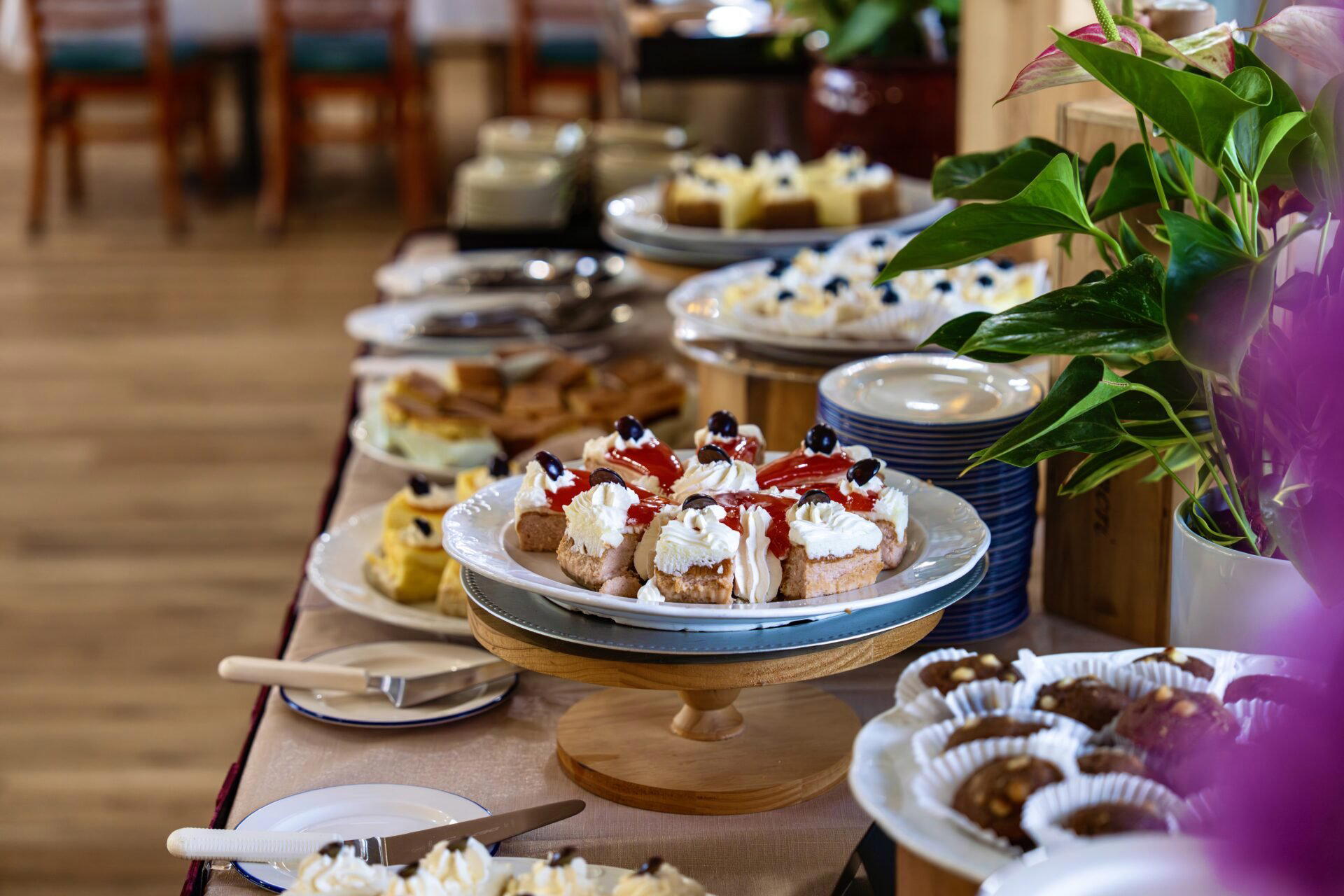 Rainbow Terrace Dining Room restaurant in Kahului, United States