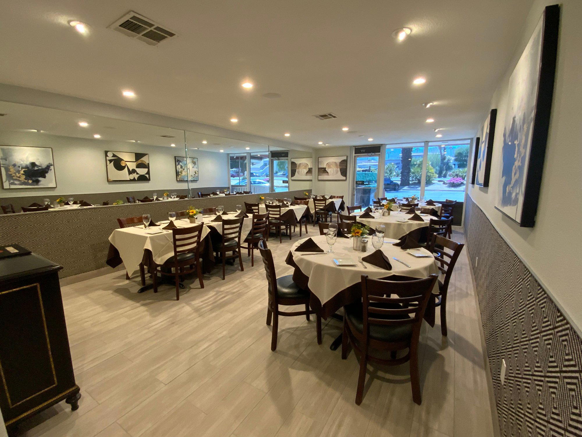 Mimmo's Italian Restaurant, Palm Desert, United States