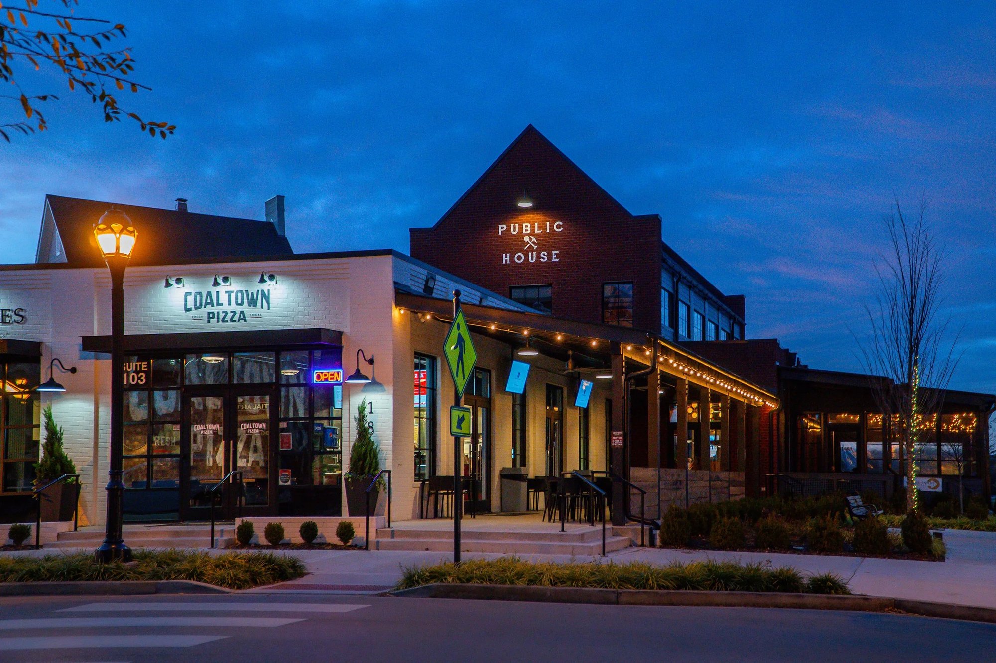 Coal Town Public House, Restaurant in Franklin