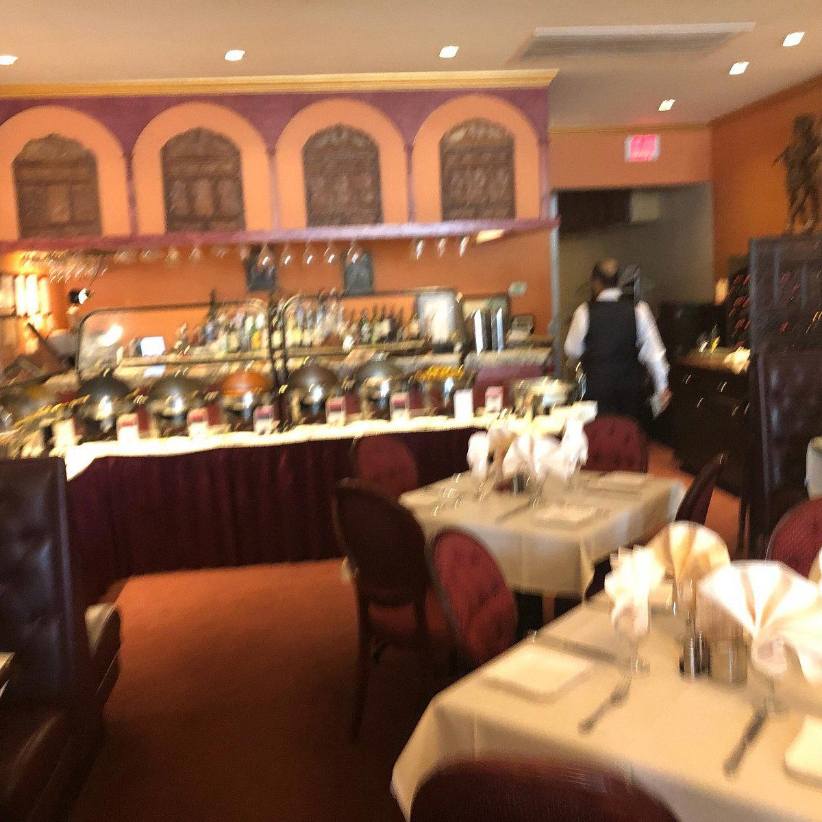 Haandi restaurant in Falls Church, United States