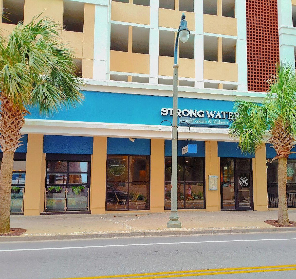 Strong Waters Craft Cocktails & Kitchen restaurant in Myrtle Beach, United States