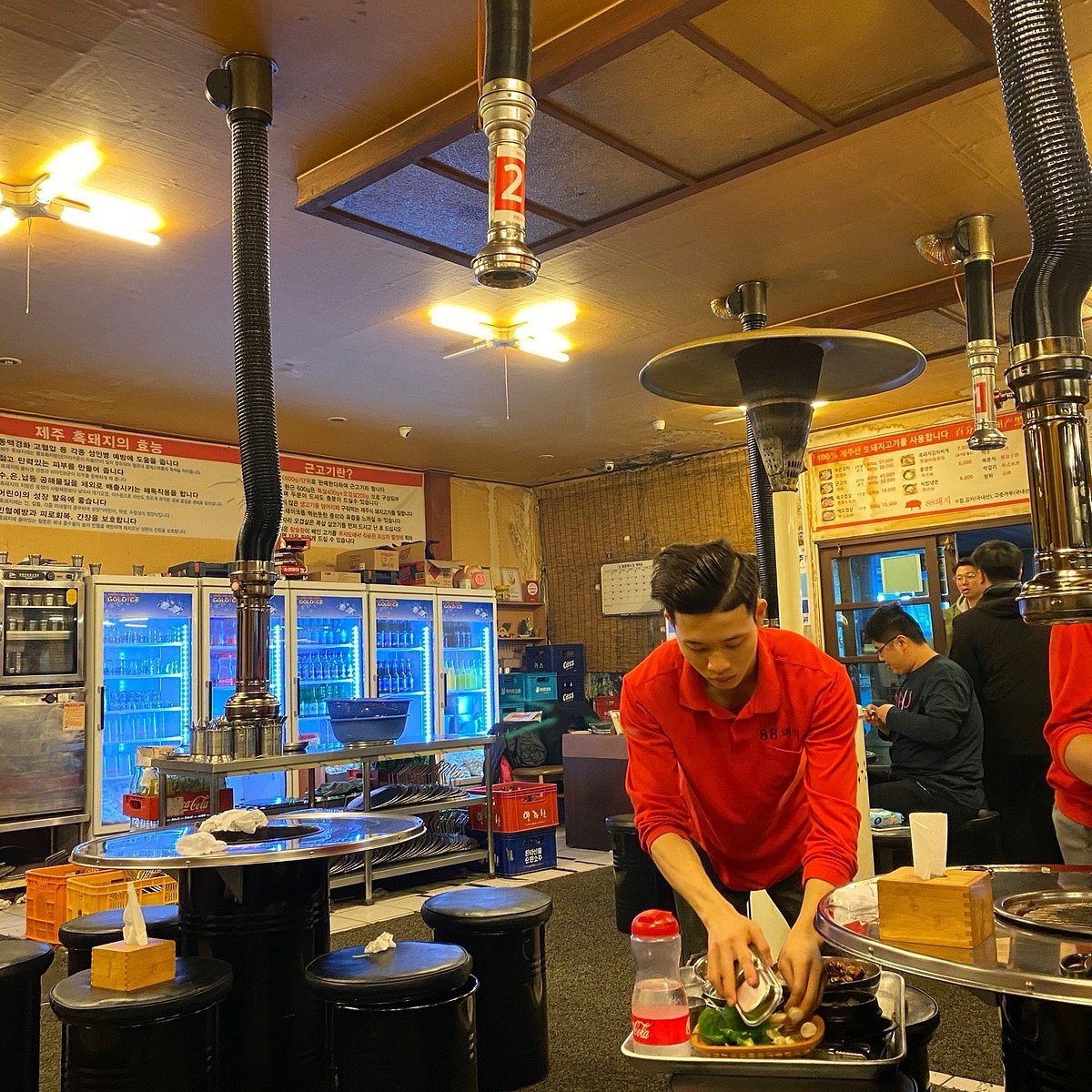 88돼지 restaurant in 제주시, South Korea