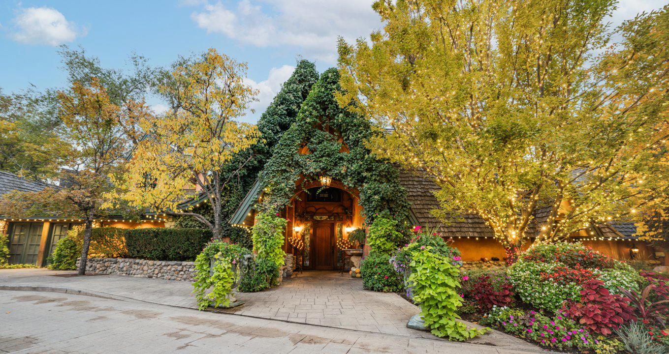 Tuscany restaurant in Holladay, United States