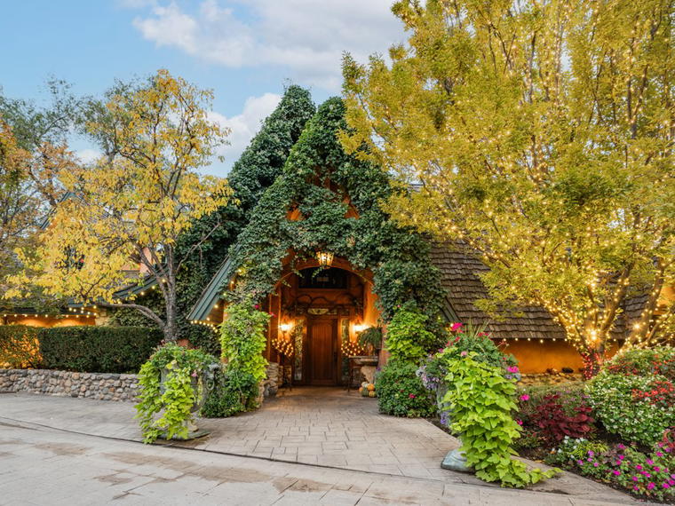 Tuscany, Holladay, United States