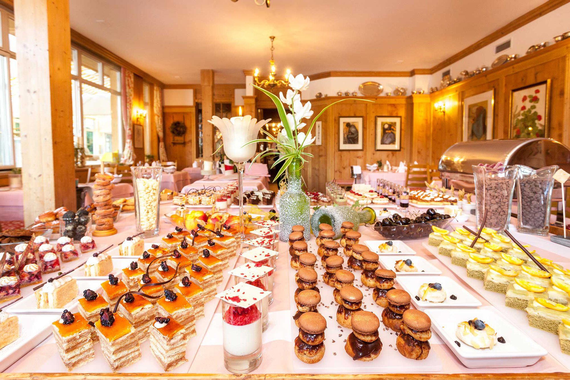 Parkhotel Tristachersee restaurant in Tristach, Austria