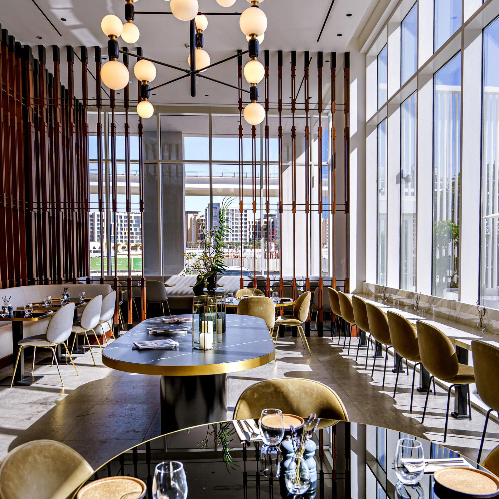 Long Hill Brasserie, Restaurant in Dubai
